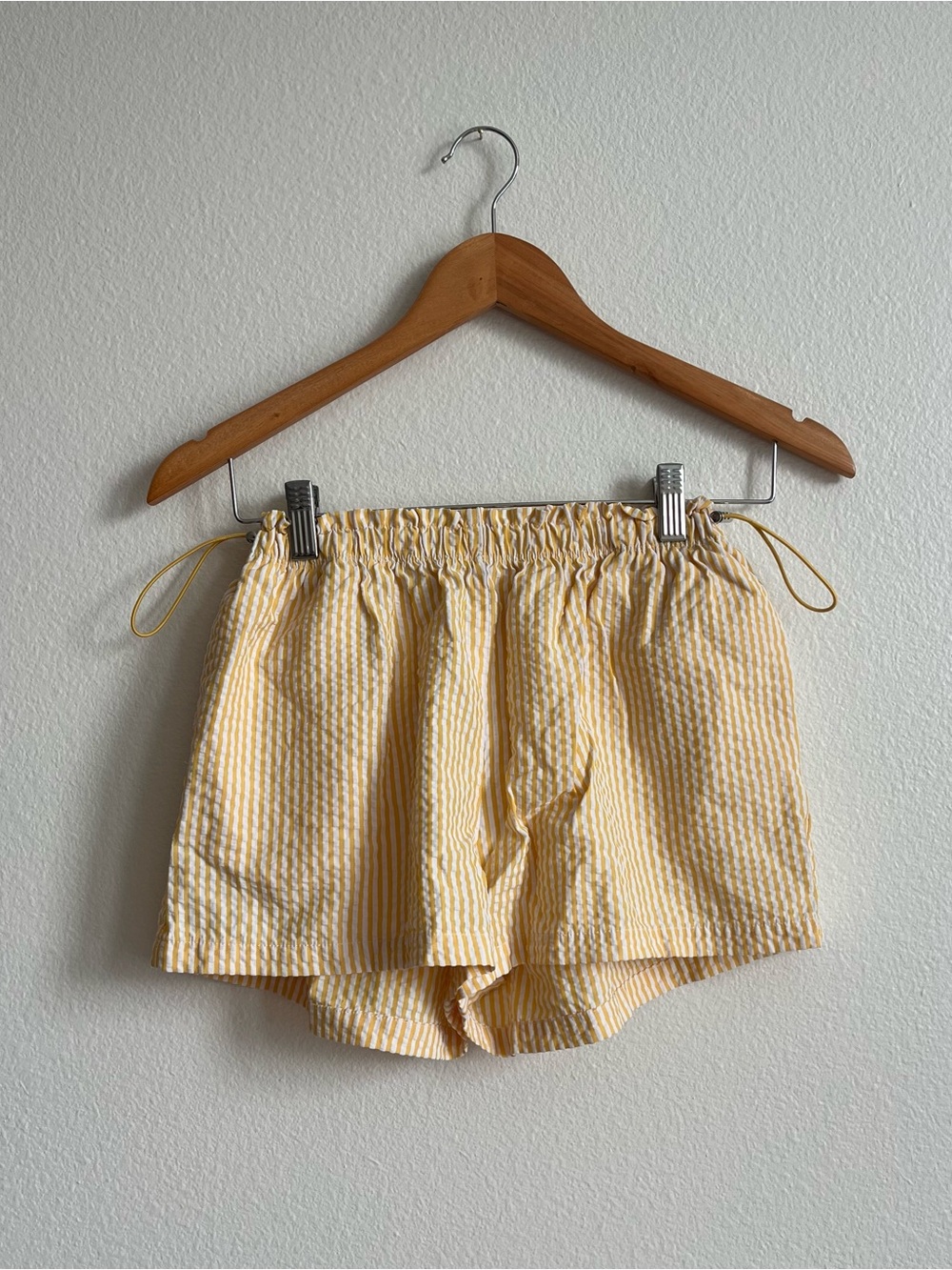 No Boundaries Yellow Striped Seersucker Athletic Shorts